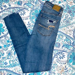 American eagle distressed jeans